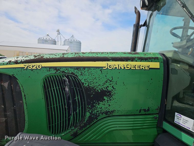 image for item EB8012 2004 John Deere 7320 MFWD tractor
