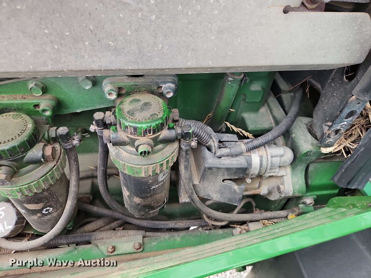 image for item EB8012 2004 John Deere 7320 MFWD tractor