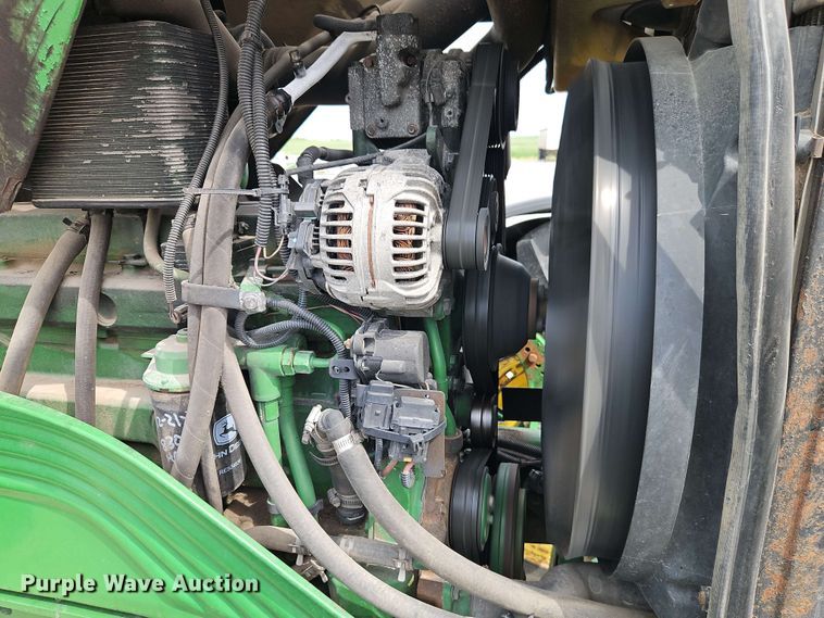 image for item EB8012 2004 John Deere 7320 MFWD tractor