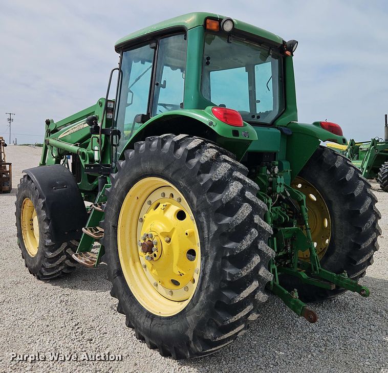 image for item EB8013 2004 John Deere 7320 MFWD tractor