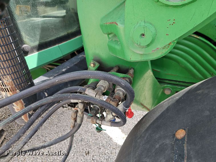 image for item EB8013 2004 John Deere 7320 MFWD tractor