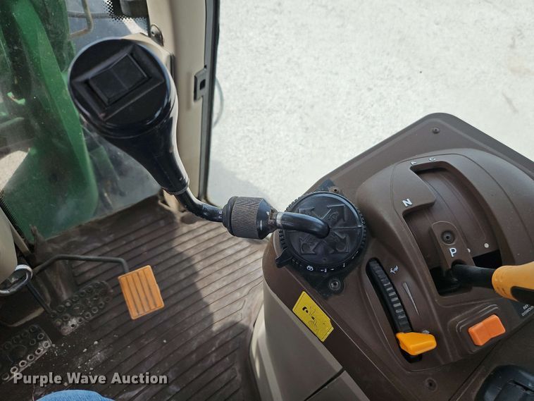 image for item EB8013 2004 John Deere 7320 MFWD tractor