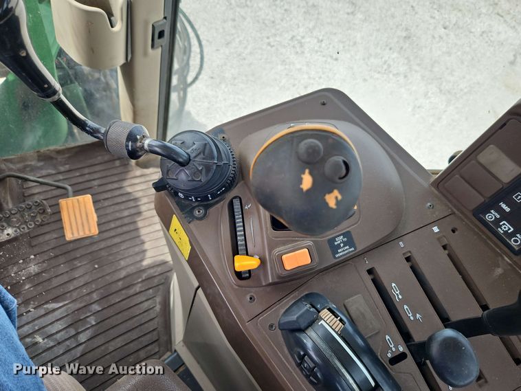 image for item EB8013 2004 John Deere 7320 MFWD tractor