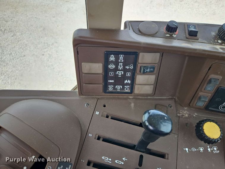 image for item EB8013 2004 John Deere 7320 MFWD tractor