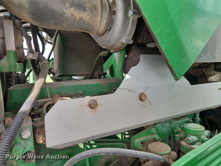 image for item EB8013 2004 John Deere 7320 MFWD tractor