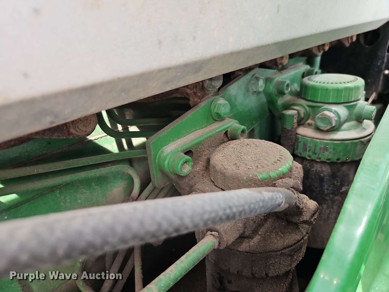 image for item EB8013 2004 John Deere 7320 MFWD tractor