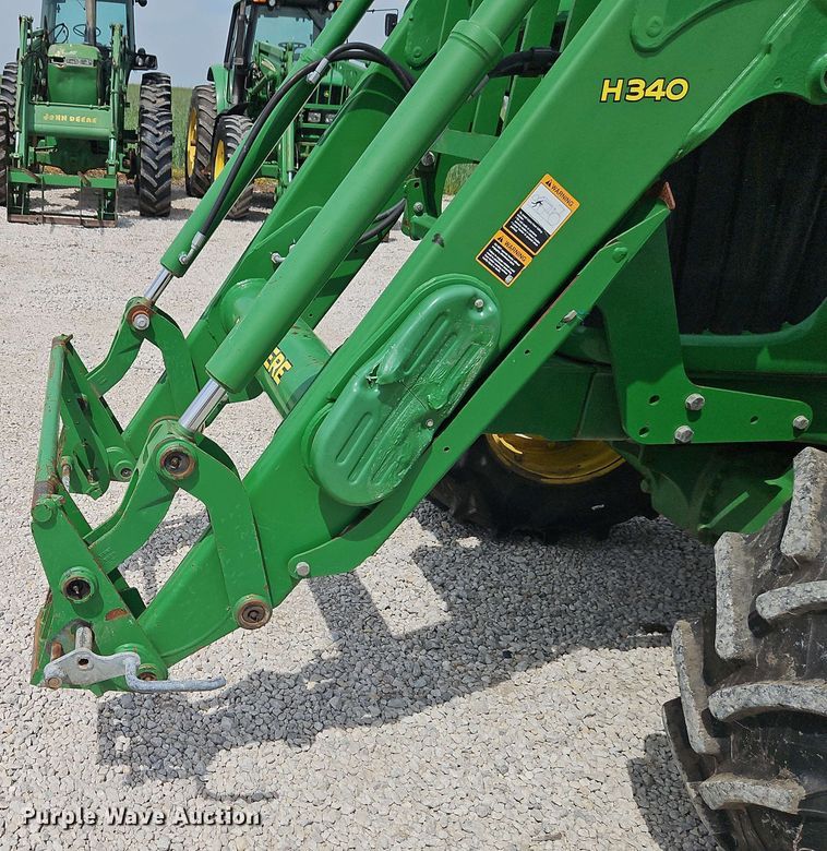 image for item EB8014 John Deere 7230 MFWD tractor