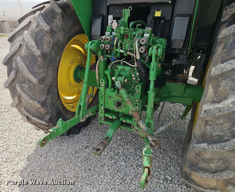 image for item EB8014 John Deere 7230 MFWD tractor
