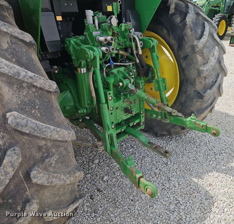 image for item EB8014 John Deere 7230 MFWD tractor