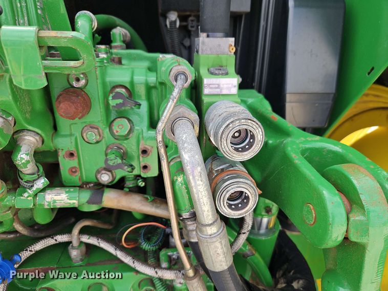 image for item EB8014 John Deere 7230 MFWD tractor