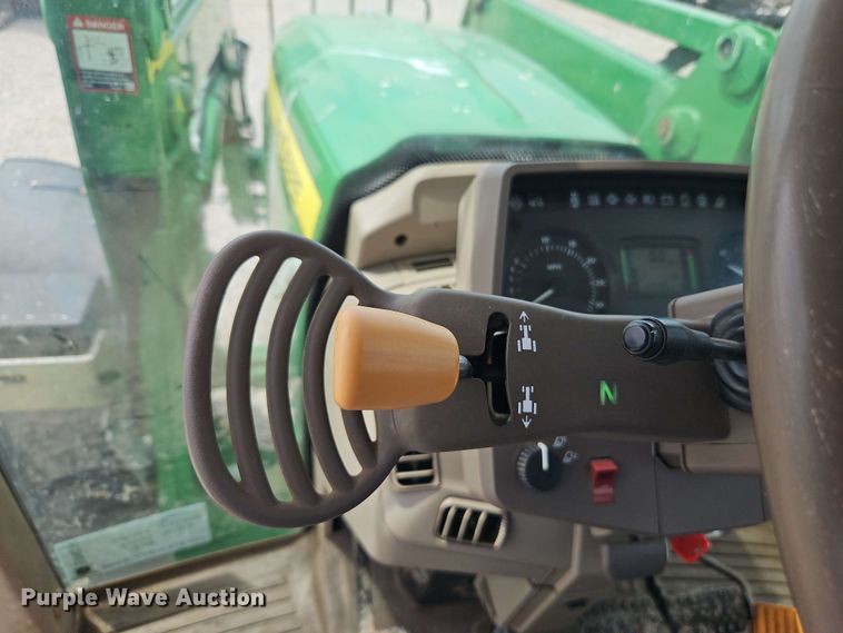 image for item EB8014 John Deere 7230 MFWD tractor