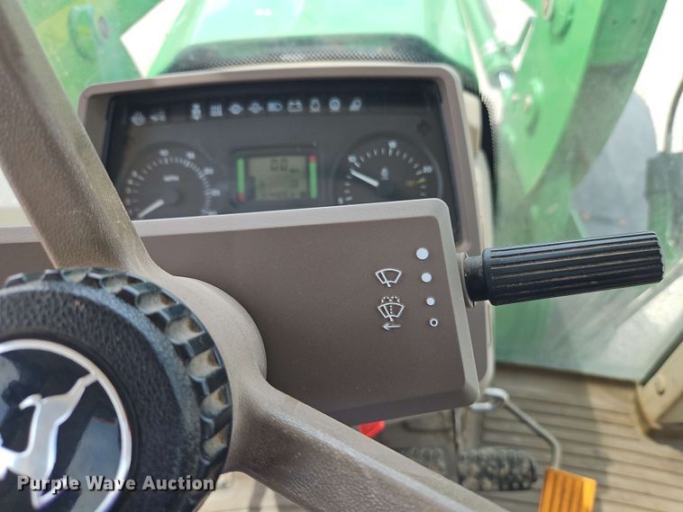 image for item EB8014 John Deere 7230 MFWD tractor