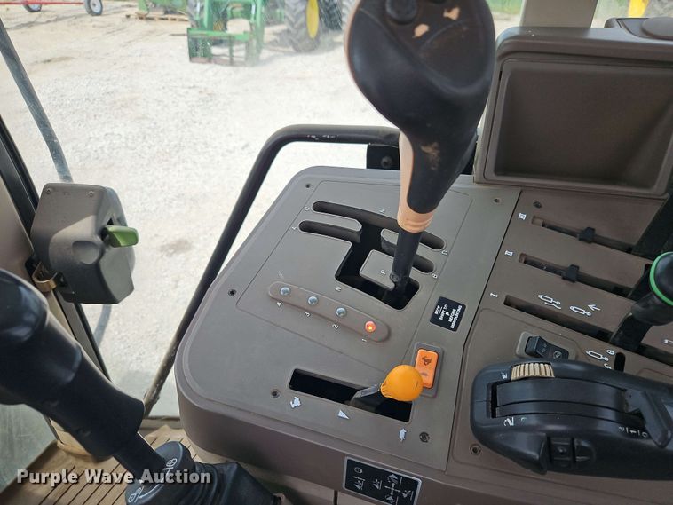 image for item EB8014 John Deere 7230 MFWD tractor