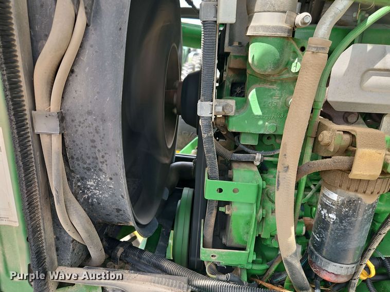 image for item EB8014 John Deere 7230 MFWD tractor