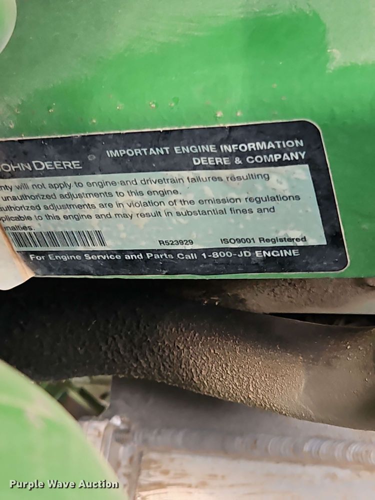 image for item EB8014 John Deere 7230 MFWD tractor