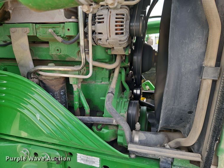 image for item EB8014 John Deere 7230 MFWD tractor