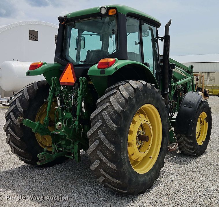 image for item EB8015 2011 John Deere 7330 MFWD tractor