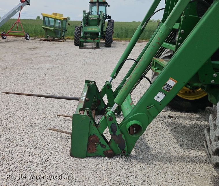 image for item EB8015 2011 John Deere 7330 MFWD tractor