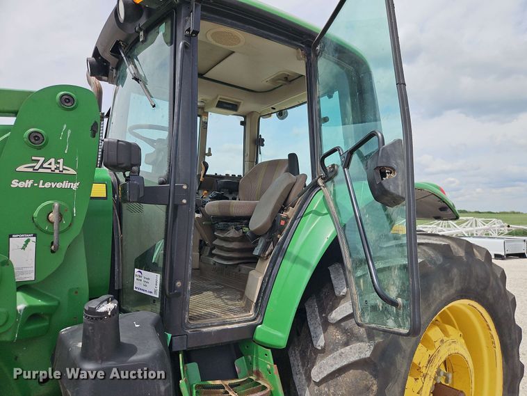 image for item EB8015 2011 John Deere 7330 MFWD tractor