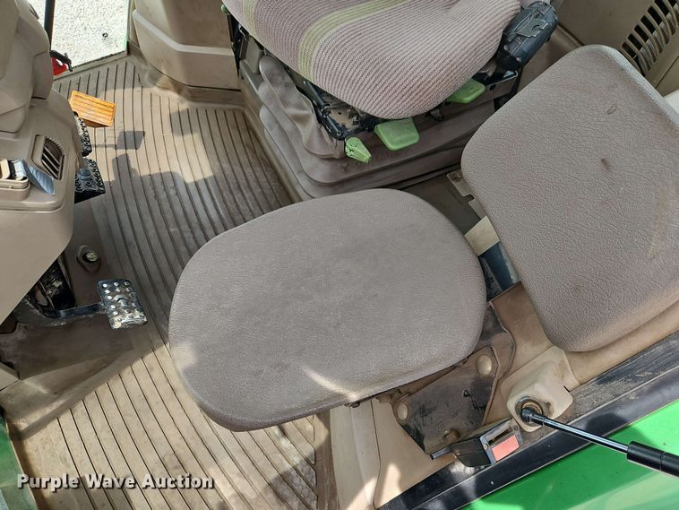 image for item EB8015 2011 John Deere 7330 MFWD tractor