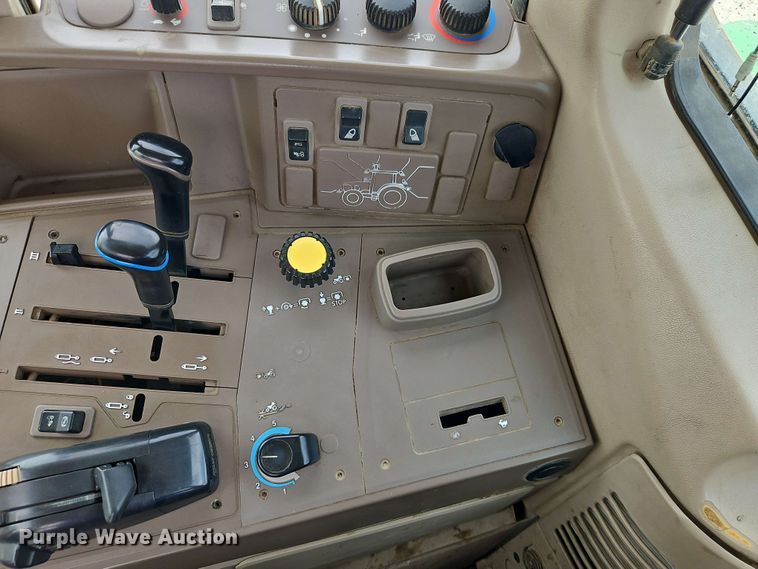 image for item EB8015 2011 John Deere 7330 MFWD tractor