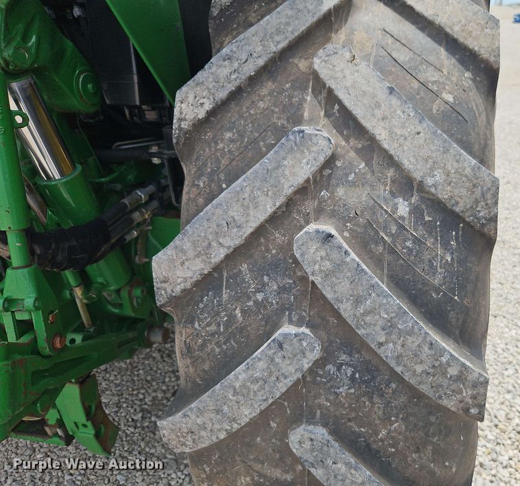 image for item EB8015 2011 John Deere 7330 MFWD tractor