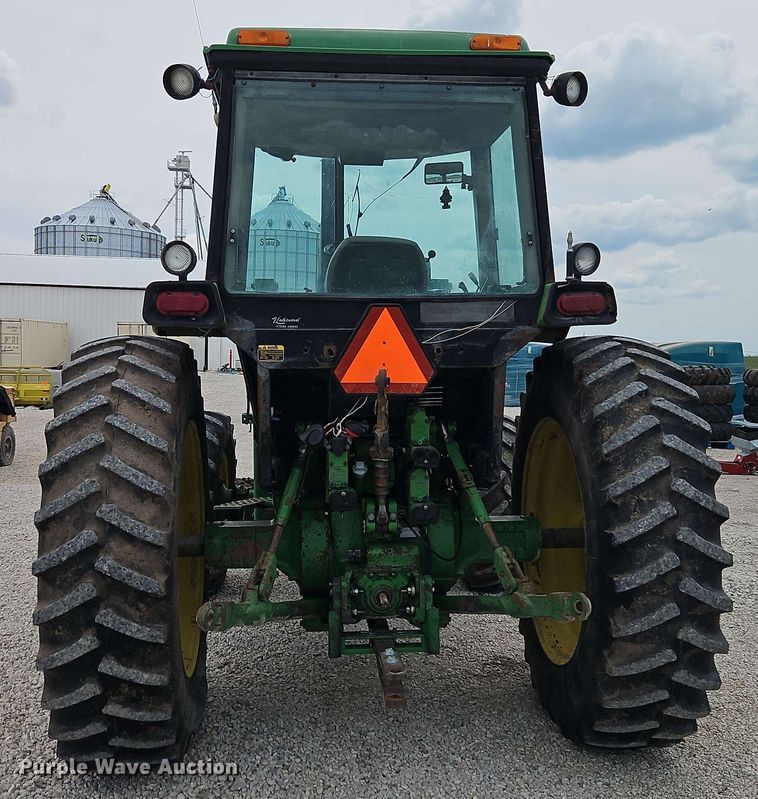 image for item EB8016 1992 John Deere 4455 MFWD tractor