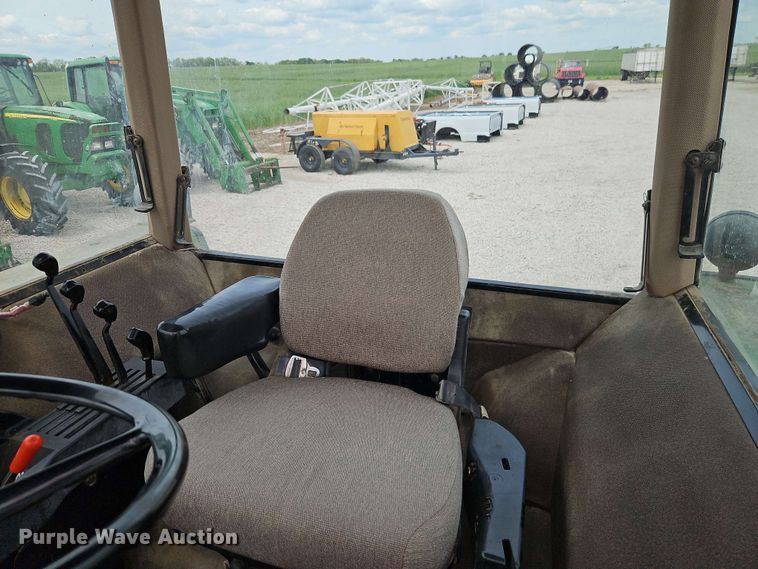 image for item EB8016 1992 John Deere 4455 MFWD tractor