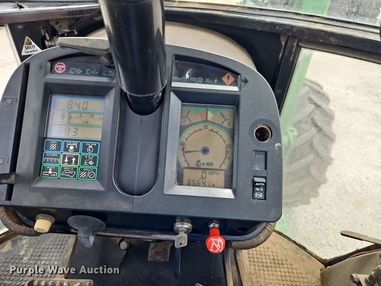 image for item EB8016 1992 John Deere 4455 MFWD tractor