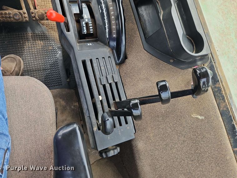 image for item EB8016 1992 John Deere 4455 MFWD tractor