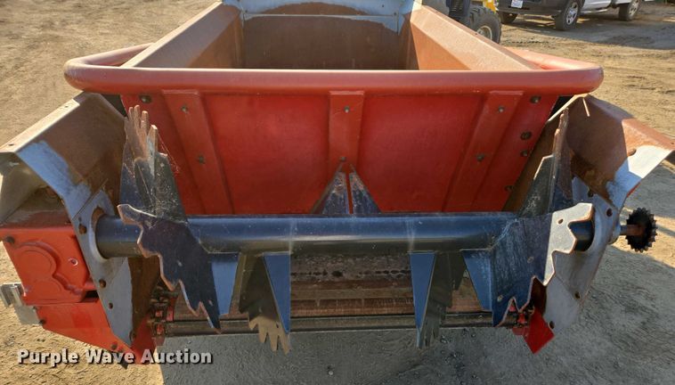 image for item EC0939 H&S S2117 manure spreader