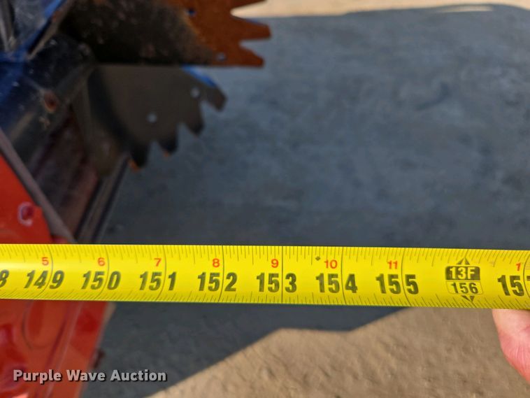 image for item EC0939 H&S S2117 manure spreader