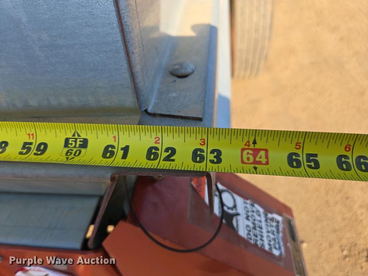 image for item EC0939 H&S S2117 manure spreader