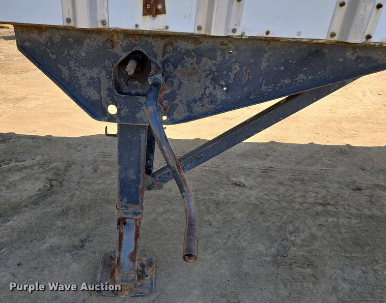 image for item EC0945 1988 IMCO walking floor trailer