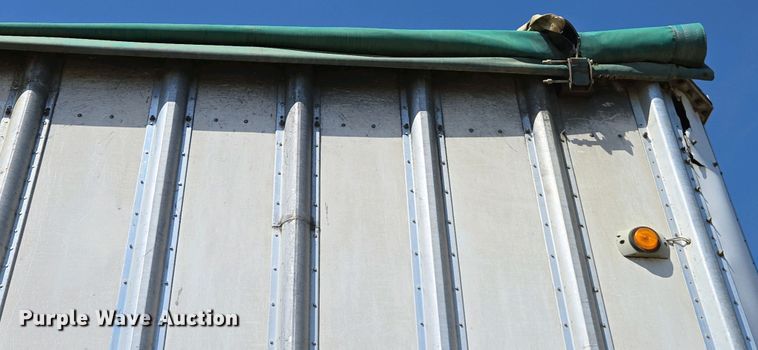 image for item EC0945 1988 IMCO walking floor trailer