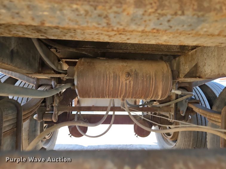 image for item EC0945 1988 IMCO walking floor trailer