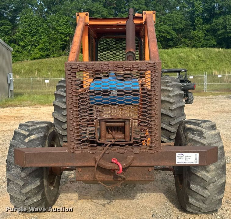 image for item EC3573 2001 New Holland 7610 tractor