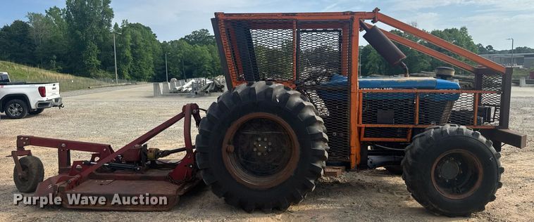 image for item EC3573 2001 New Holland 7610 tractor