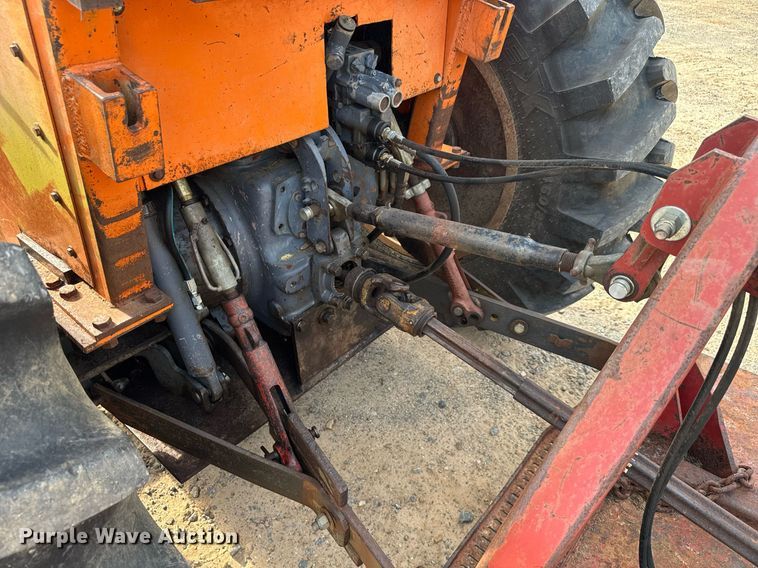 image for item EC3573 2001 New Holland 7610 tractor