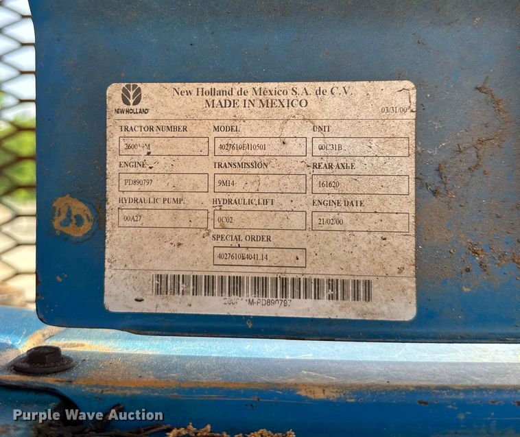 image for item EC3573 2001 New Holland 7610 tractor