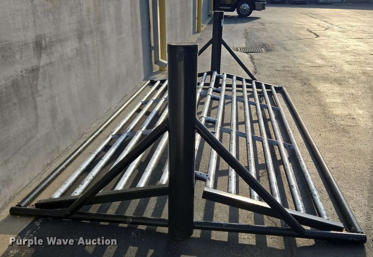image for item EC4198 (2) 2T EZ Rise cattle guards