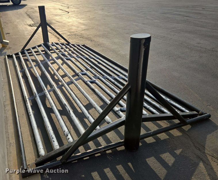 image for item EC4198 (2) 2T EZ Rise cattle guards
