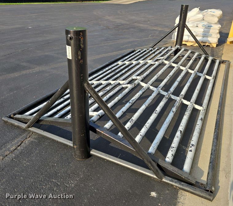 image for item EC4198 (2) 2T EZ Rise cattle guards