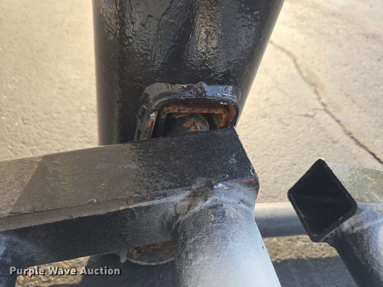 image for item EC4198 (2) 2T EZ Rise cattle guards