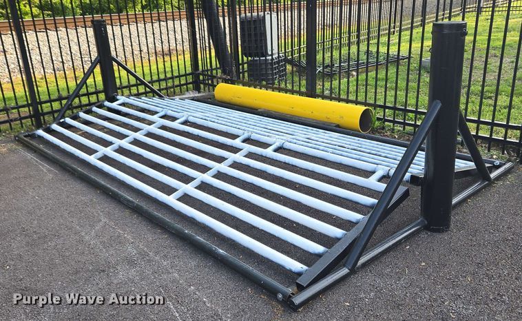 image for item EC4198 (2) 2T EZ Rise cattle guards