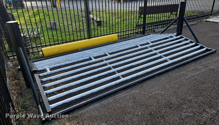 image for item EC4198 (2) 2T EZ Rise cattle guards