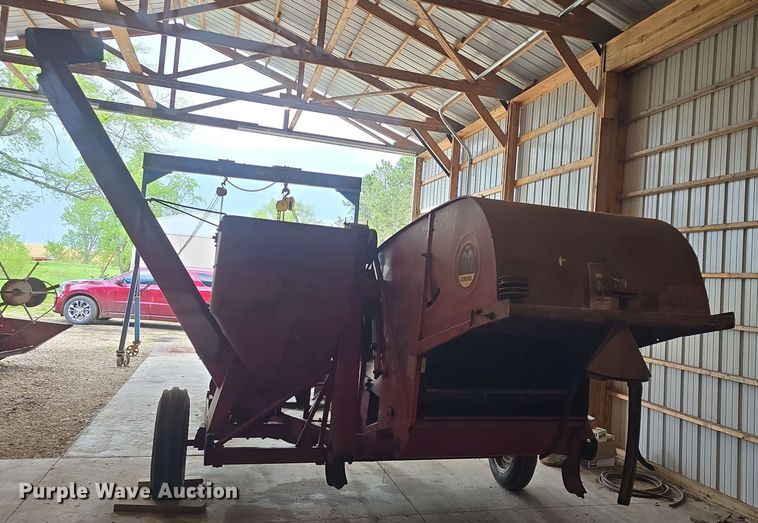 image for item EF3480 International Harvester McCormick No. 80 combine