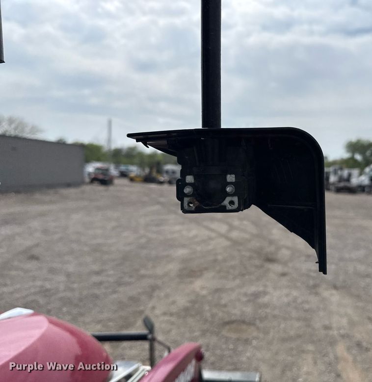 image for item EG5774 2021 Yanmar YT235 MFWD tractor