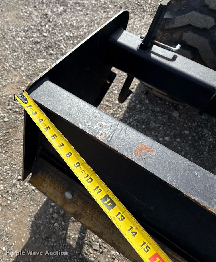 image for item EG5774 2021 Yanmar YT235 MFWD tractor