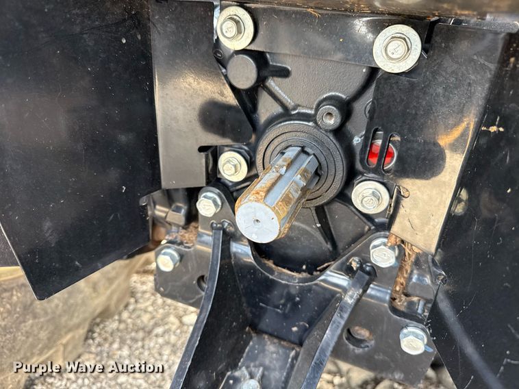 image for item EG5774 2021 Yanmar YT235 MFWD tractor